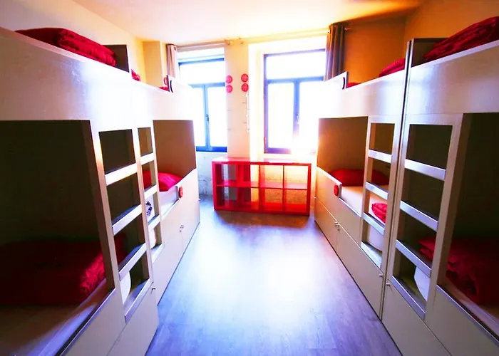 Hostal Pilot Design & Bar