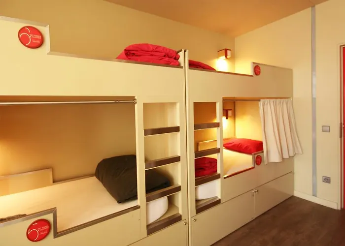 Pilot Design Hostel&bar Porto