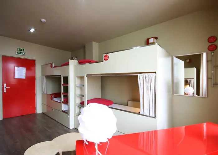 Pilot Design Hostel&bar